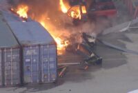 Helikopter Peliput Tabrakan Bus Terjatuh di Los Angeles, Tiga Korban Meninggal Dunia