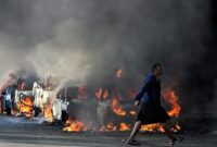 Aksi Anti-Imigran di Afrika Selatan Berujung Rusuh: Toko Dijarah dan Deretan Mobil Dibakar